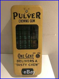 Really nice ORIGINAL CONDITION pullover gum machine-clown character