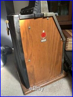 Roman Head 5 Cent Slot Machine by Mills Novalties Original / Vintage / Antique
