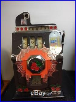 Slot Machine Mills Cherryburst 25 cent Vintage/Antique (Working, Good Condition)