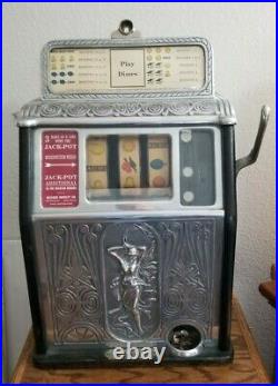 Superior Bell Dime 10 cent Slot Machine Caille Bros 1925 Nude Front prohibition