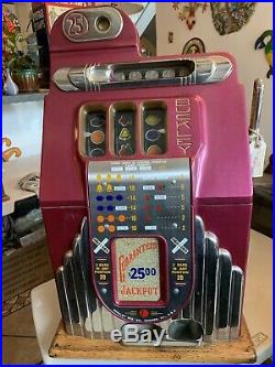 VINTAGE BUCKLEY 25 CENT ANTIQUE SLOT MACHINE, CIRCA 1940s WELL TUNED AND SERVICE
