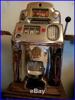 Vintage 10cent Slot Machine 1940's O. D. Jennings Standard Chief