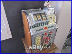 Vintage 1930s Casino Played Mills Poinsettia Nickel Slot Machine Mint Condition