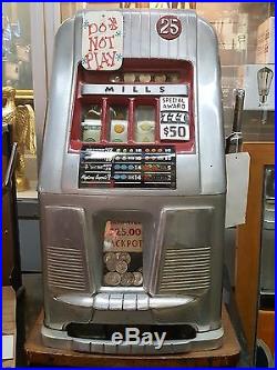 Vintage 1947 Mills Special Award 777 25 Cent Slot Machine