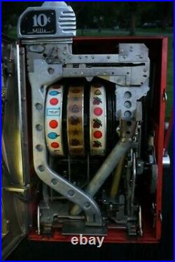 Vintage 1960s Mills Saraha Tahoe Slot Machine (Coin-Op)