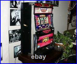 Vintage 25cent Pachislo Juggler Hyper V Slot Machine by Kitac in Japan, 5 lbs of