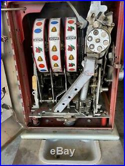 Vintage 5 Cent Slot Machine $15 Jackpot 1930's Or 1940's Antique