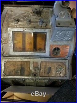 Vintage 5 Cent Slot Machine Used