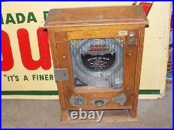 Vintage Allwin De Luxe Penny Slot Machine with No Key