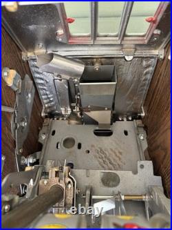 Vintage Antique 25 Cent War Eagle Coin Op Mechanical Casino Slot Machine Jackpot