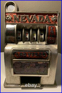 Vintage Antique Las Vegas Nevada Coin Toy Slot Machine (READ DESCRIPTION)