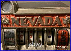 Vintage Antique Las Vegas Nevada Coin Toy Slot Machine (READ DESCRIPTION)