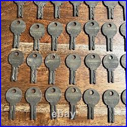 Vintage Antique Mills Novelty & Co Chicago Bronze Slot Machine Keys LOT OF 50