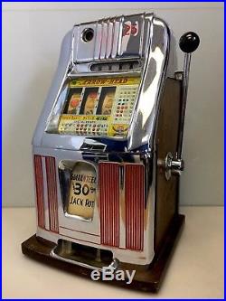 Vintage Arrow-Head Mills High Top Quarter Slot Machine 3-Reel 1940's
