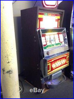 Vintage Bally Quarters Slot Machine-FREE SHIPPING