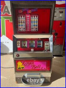 Vintage Bally Slot Machine 25 Cent In Good Working Condition