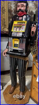 Vintage Bandit Character Mills 25 Cent Slot Machine
