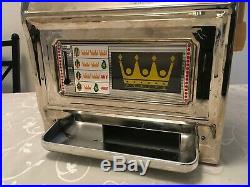 Vintage Casino Crown Slot Machine 25 Cent Coin Operated / Waco Japan
