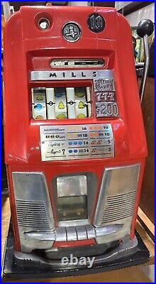 Vintage Circa 1950's Red Mills 7-7-7 High Top 10 Cent Mechanical Slot Machine