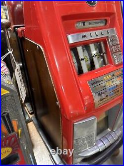 Vintage Circa 1950's Red Mills 7-7-7 High Top 10 Cent Mechanical Slot Machine