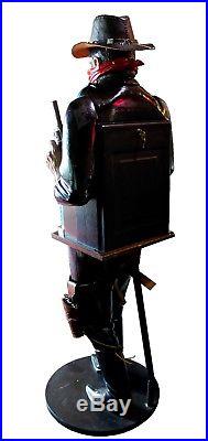 Vintage Hand-Carved Bandit Character Slot Machine, 1947 $50 Special Award 777