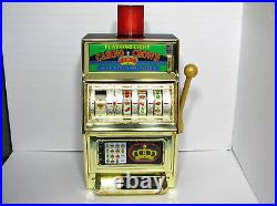 Vintage JAPAN WACO CASINO CROWN NOVELTY SLOT MACHINE BANK EUC