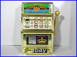 Vintage JAPAN WACO CASINO CROWN NOVELTY SLOT MACHINE BANK EUC