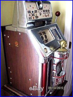 Vintage Jennings 25 cent Slot Machine