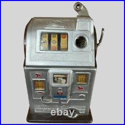 Vintage Jennings Rock-Ola Coin Operated Slot Machine WithKey