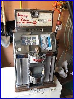 Vintage Jennings Sun Chief 10 Cent Tic Tac Toe Slot Machine 1940's. Look