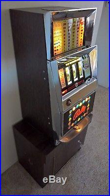 Vintage Las Vegas Slot Machine, 25-cent, 3-reel, fruit