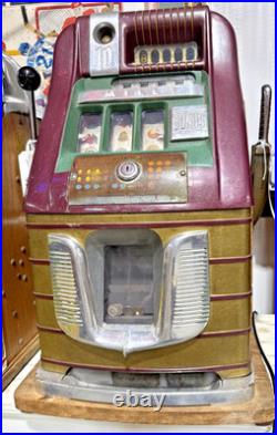Vintage Mills 10 Cent High Top Bonus 18 Slot Machine