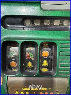 Vintage Mills 5 Cent Golf Slot Machine