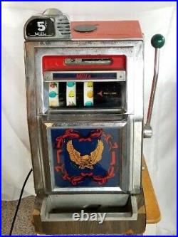 Vintage Mills 5 Cent Slot Machine