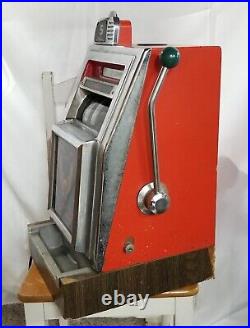 Vintage Mills 5 Cent Slot Machine