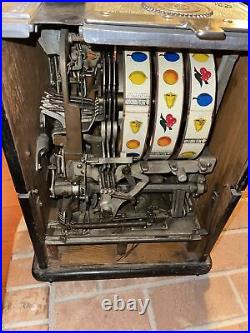 Vintage Mills Bell Fruit Gum 5c Slot Machine