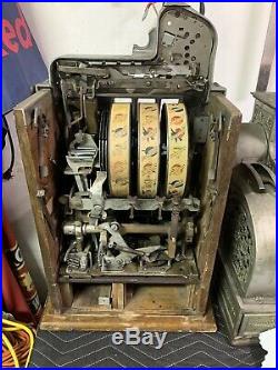 Vintage Mills FoK Slot machine