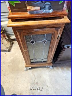 Vintage Mills Horse head 25 cent slot machine with claw foot stand PICK UP ONLY