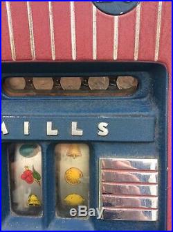 Vintage Mills Slot Machine 25 Cents
