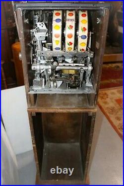 Vintage Mills War Eagle Slot Machine 25-cent Floor Stand Model