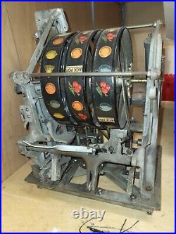 Vintage Original 25 cent Caille Mechanical Slot Machine Mechanism