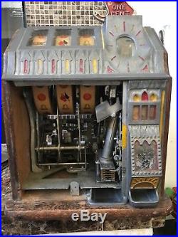 Vintage Pace Bantam Penny Slot Machine