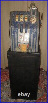 Vintage Pace Comet $. 25 Slot Machine with Vintage Mills Metal Stand