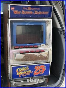 Vintage SLOT Machine $. 25 CENT Casino poker 1984. For Parts Or Restoration