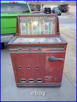 Vintage Slot Machine