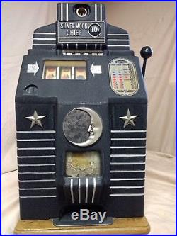 Vintage Slot Machine, Antique Slot Machine, Jennings Slot Machine, Silver Moon