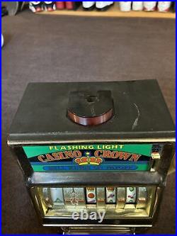 Vintage Waco Casino Crown Flashing Novelty Slot Machine 25 Cent