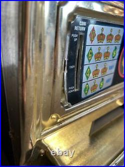 Vintage Waco Casino Crown Flashing Novelty Slot Machine 25 Cent Coin Works