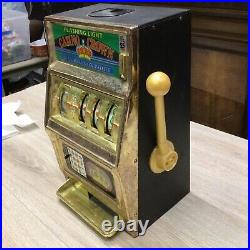 Vintage Waco Casino Crown Flashing Novelty Slot Machine 25 Cent Works Great