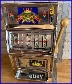 Vintage Waco Casino Crown Novelty Slot Machine 25 Cent Coin. Working